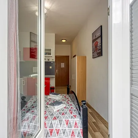 Ivanda Apartamento Makarska
