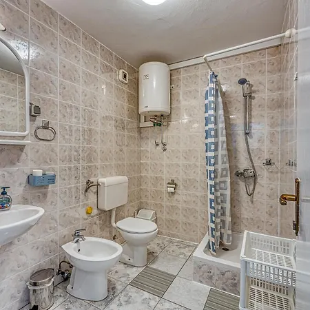 Ivanda Apartamento