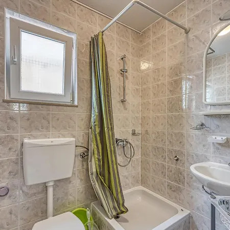 Ivanda Μακάρσκα